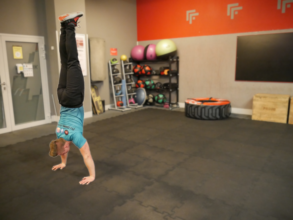 Stanie na rękach- Dawid Mroziński